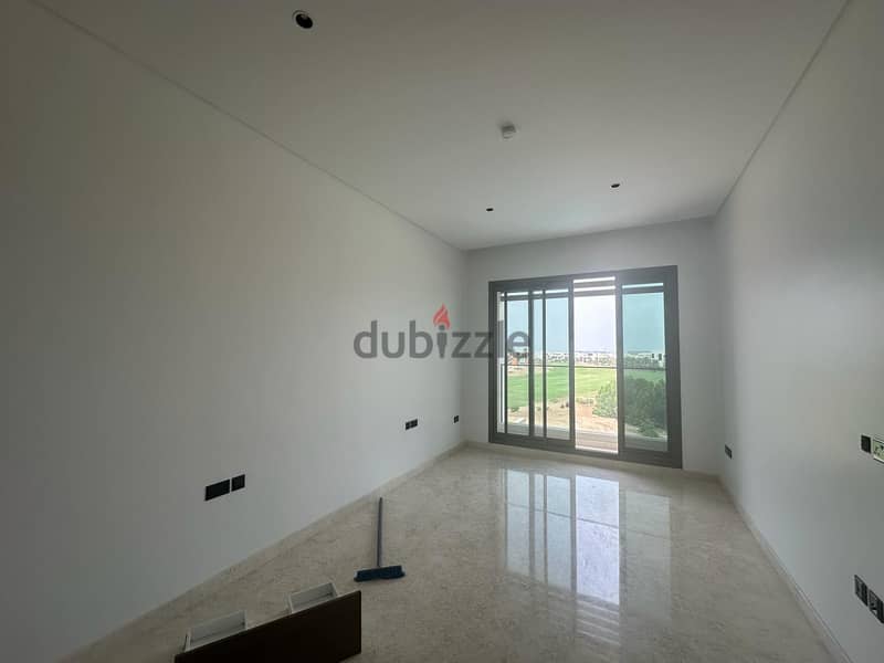 5 + 1 Maid’s Room Villa in Muscat Hills for Rent 10