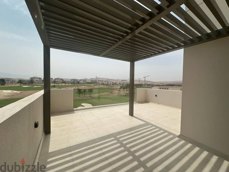 5 + 1 Maid’s Room Villa in Muscat Hills for Rent 16