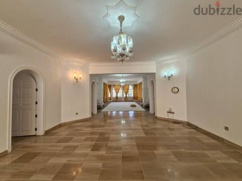 7 BR Amazing Villa In Shatti Al Qurum For Rent 11