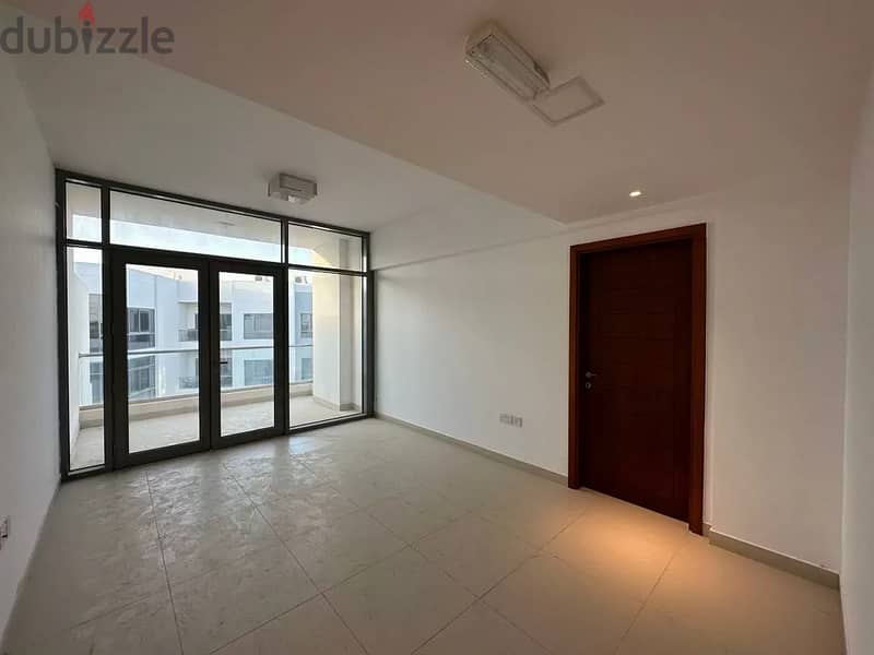 2 BR Penthouse Flat with Private Pool in Muscat Hills 2