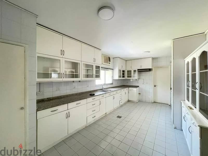4 + 1 BR Large Villa in MSQ with Private Pool 3