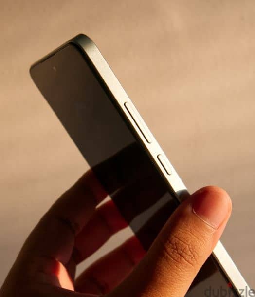 OnePlus Nord CE4 5G (8 GB RAM/128 GB ROM) AMOLED Screen 3