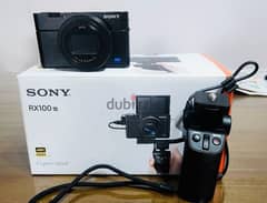 Sony RX100 VII Premium Compact Camera with 1.0-CMOS sensor 0