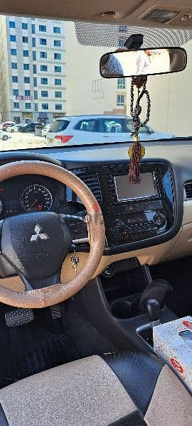 Mitsubishi Outlander 4 Wheel Drive 2015 Model 5 Seater 17