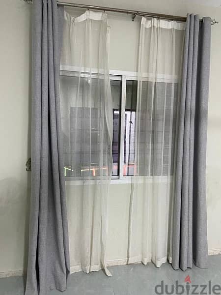 curtains in very good quality only one year used 2