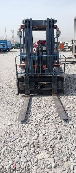 lowbet recovery and forklift for rent 13