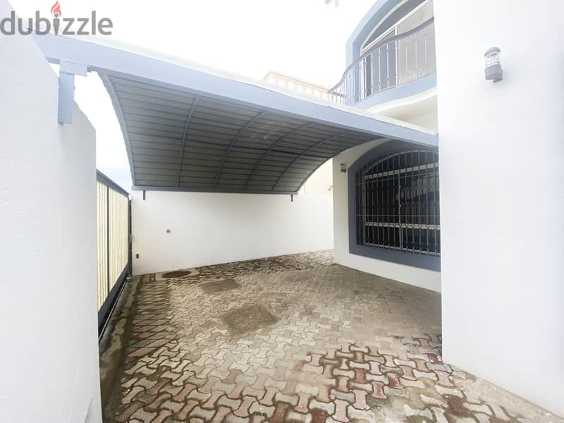 Spacious 3+1 BHK Villa for Rent in Mawaleh South PPV202 1