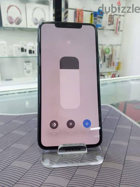 iPhone 11 Pro Max 64 GB in Cheap Rate 3