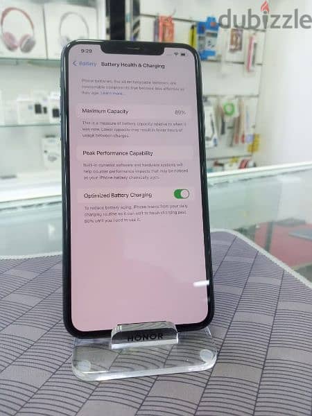 iPhone 11 Pro Max 64 GB in Cheap Rate 5