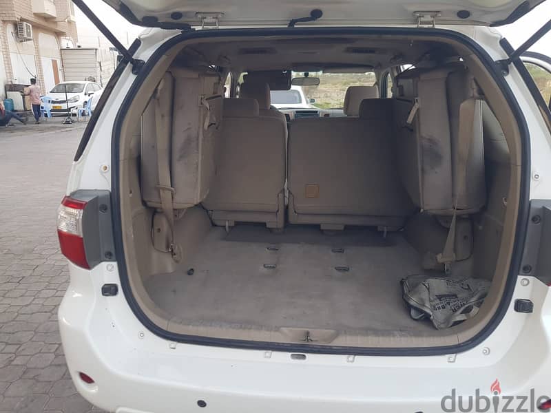 Toyota, Fortuner, four wheel drive, year 2011, 6 cylinder 13