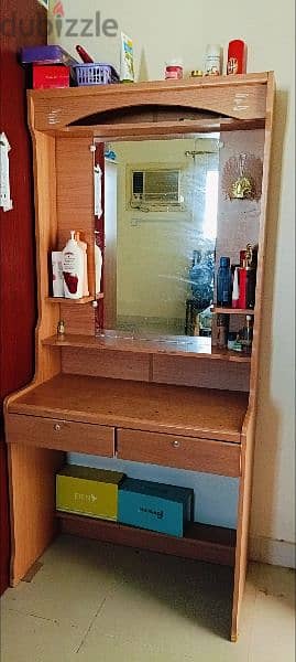 Dressing table. . . good quality 0