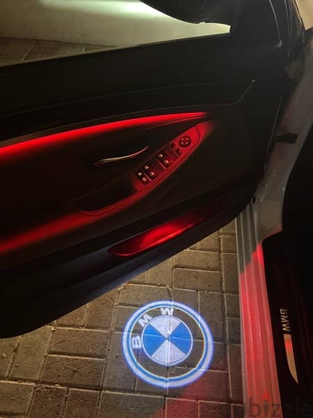 BMW 520i Model 2014 13