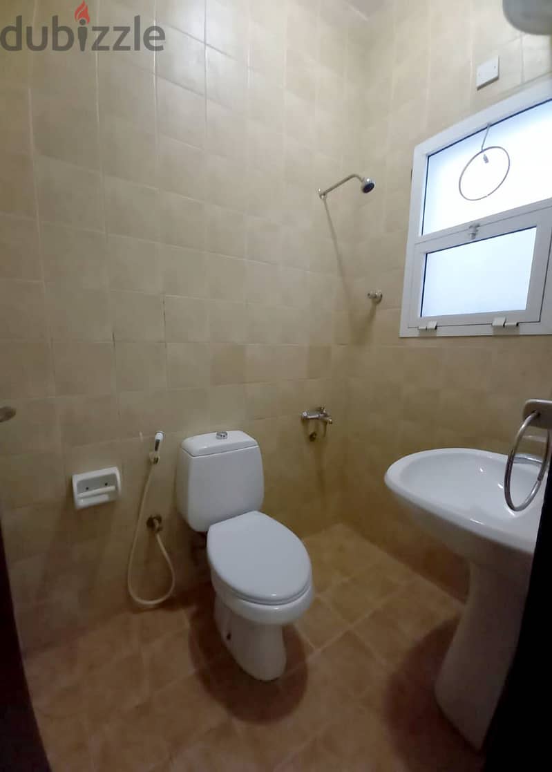 Cozy 1BHK with 1Bath next to Sultan Qaboos Highway & ISG 5