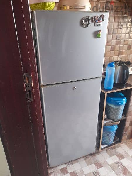 gas cylinder and refrigerator 2