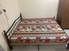 King size bed with medicated mattress omr 35 @ South Mawaleh 0