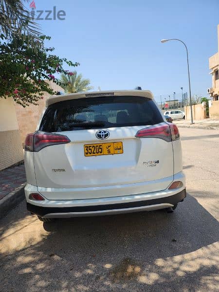 for sale toyota rav4 2016 model neat and clean car full option 6