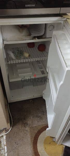 small size refrigerator 30 RO 1