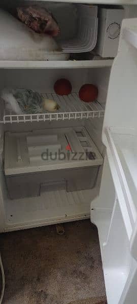 small size refrigerator 30 RO 2