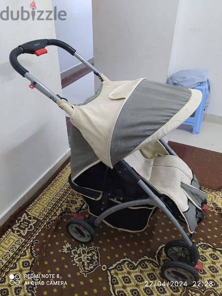 branded baby stroller + baby carrier bag+ baby cot at reasonable price 2