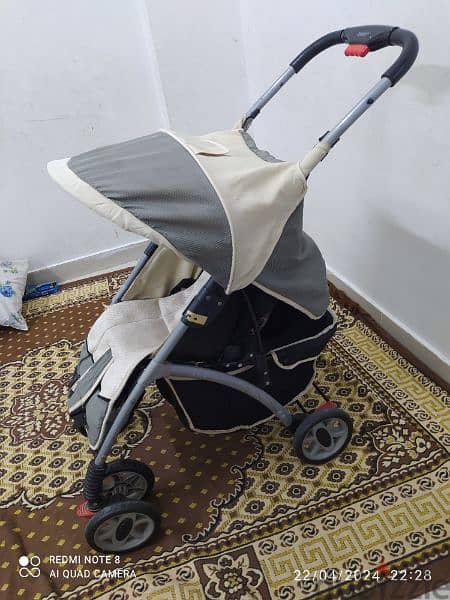 branded baby stroller + baby carrier bag+ baby cot at reasonable price 3