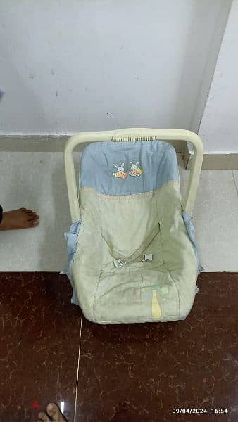 branded baby stroller + baby carrier bag+ baby cot at reasonable price 6