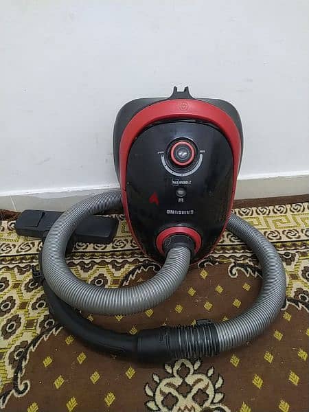 Samsung Vacuum cleaner in good condition 1