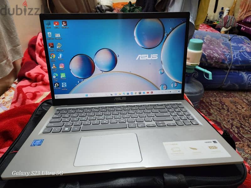 laptop RAM 4  Rome 128 GB I am use only 2 month warranty have 10 month 1