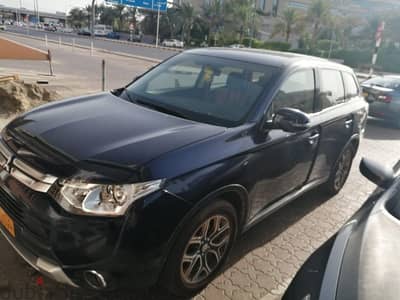 Expat driven Mitsubishi outlander for sale