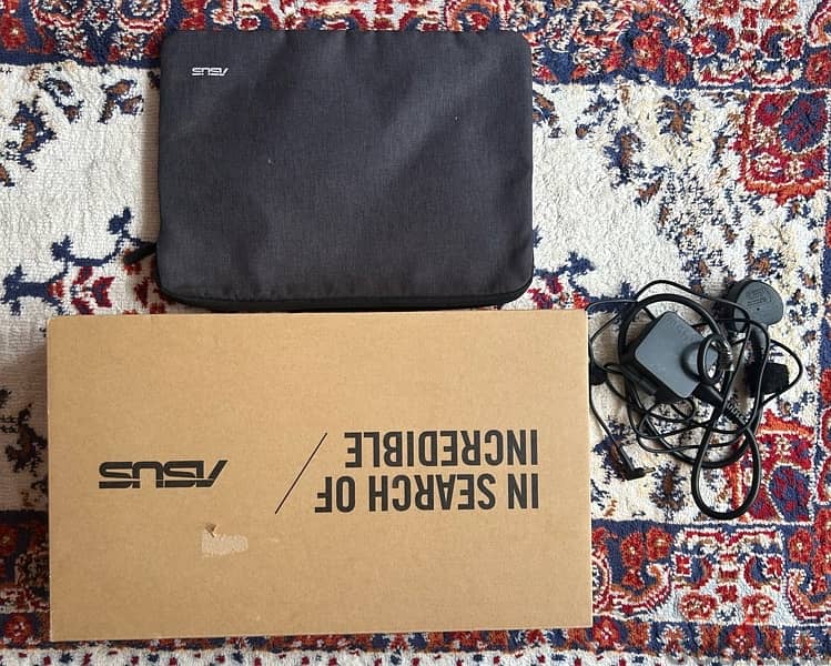 Asus BR1100CKA laptop with charger and bag 3