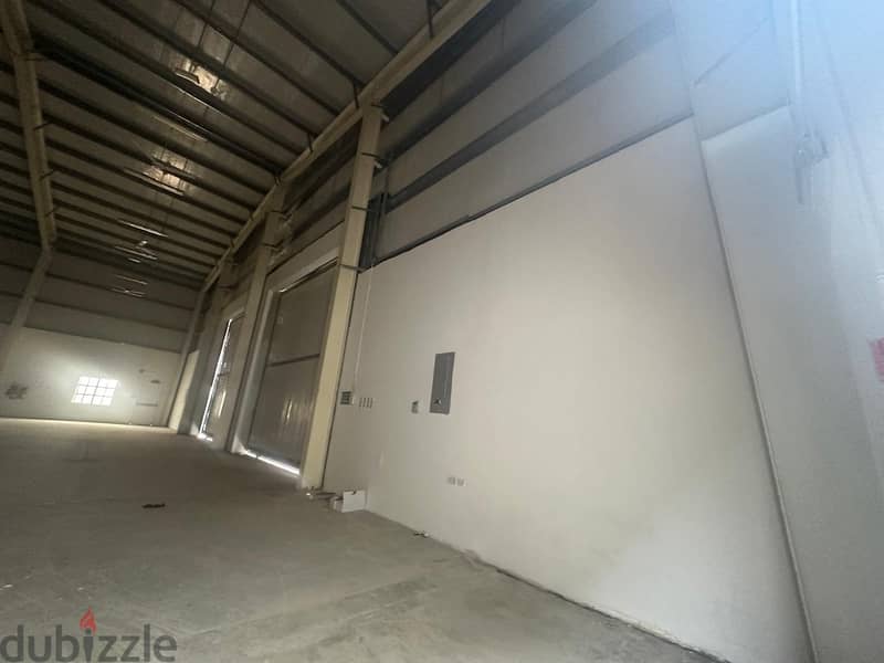 1. Fully fitted Warehouse located in misfah, build up size is 750 sqm, 14