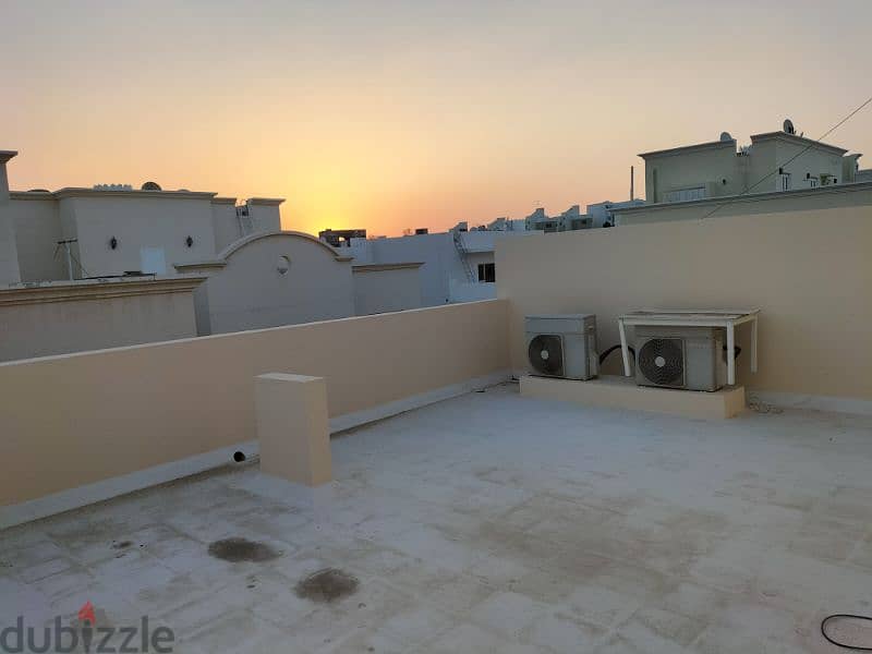 a huge 5bhk triplex villa for rent in Madina sultan Qaboos 6