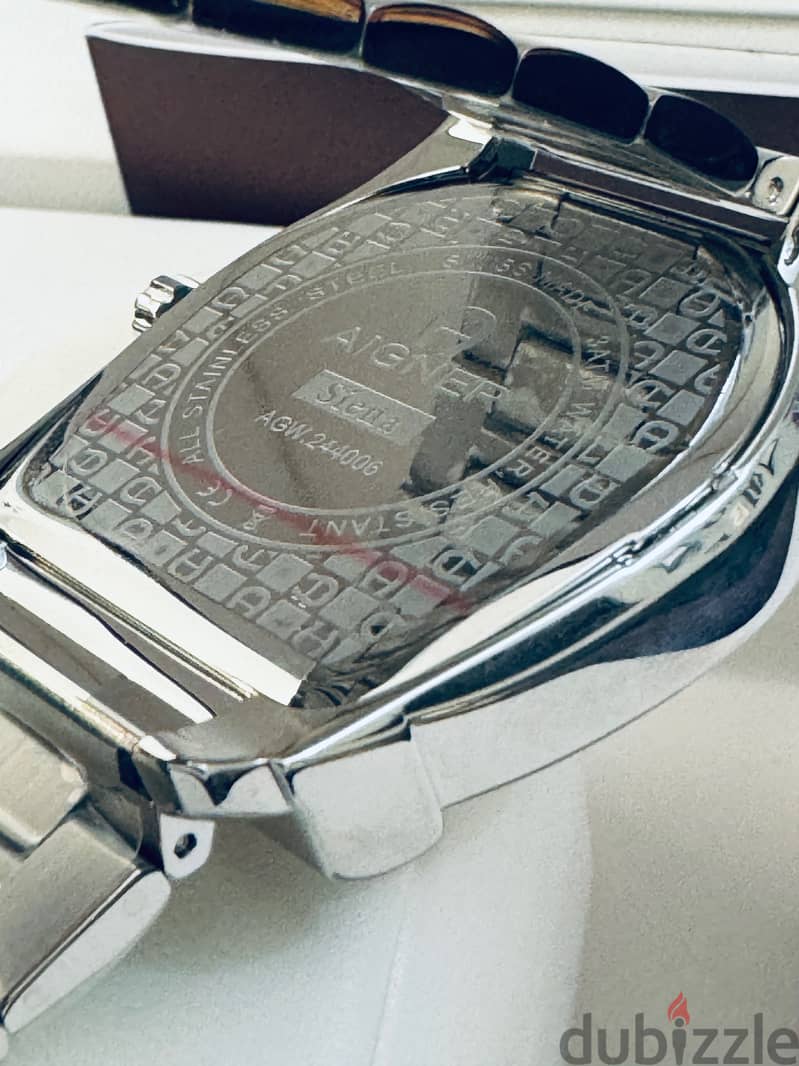 ساعة أيجنر جديدة فضية: Brand New Aigner Silver Watch 3