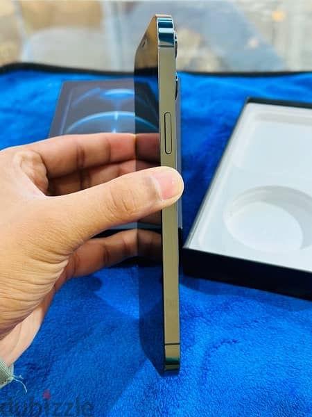 iPhone 12 pro max 256GB - 85% battery - with box - nice performance 2