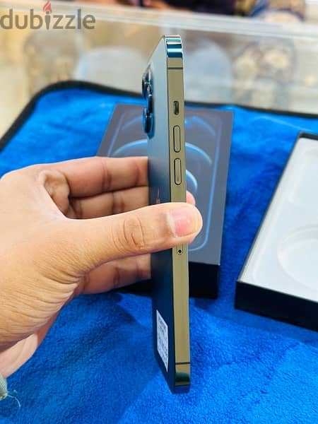 iPhone 12 pro max 256GB - 85% battery - with box - nice performance 4
