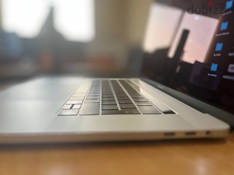 MacBook Pro (15-inch, 2018) 1