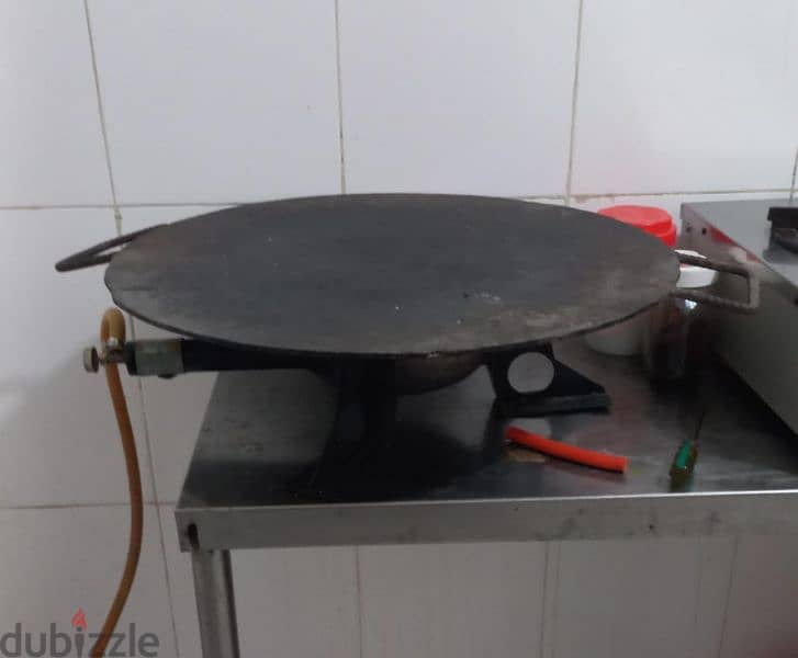 commercial gas stove and commercial tawa urgently sale 4