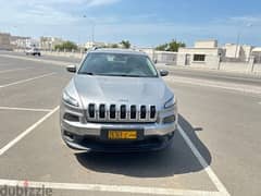 jeep cherokkee 2015 Oman