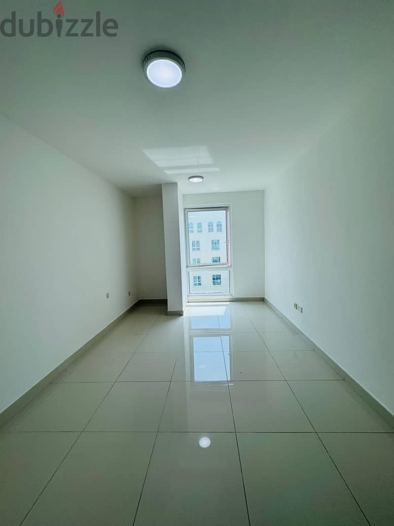 3 BHK apartment in Grand Mall 8