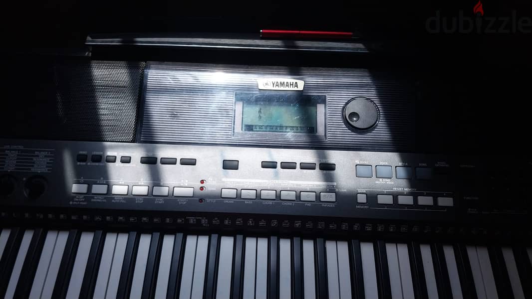 Yamaha Keyboard 0