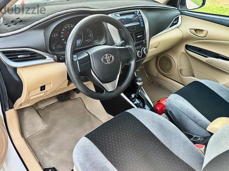 Toyota Yaris  2019 6