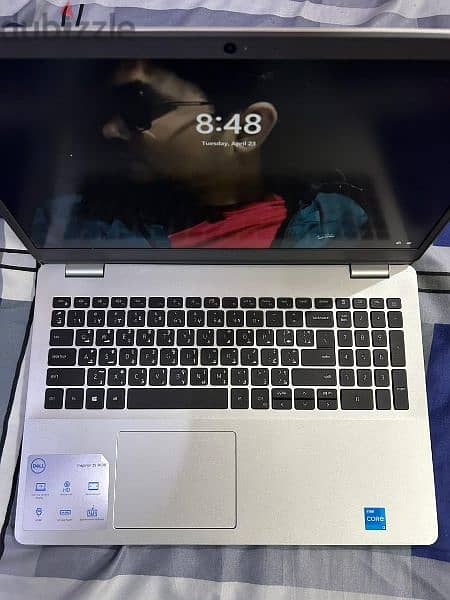 Laptop - dell- 11th Generation Intel core i3 3