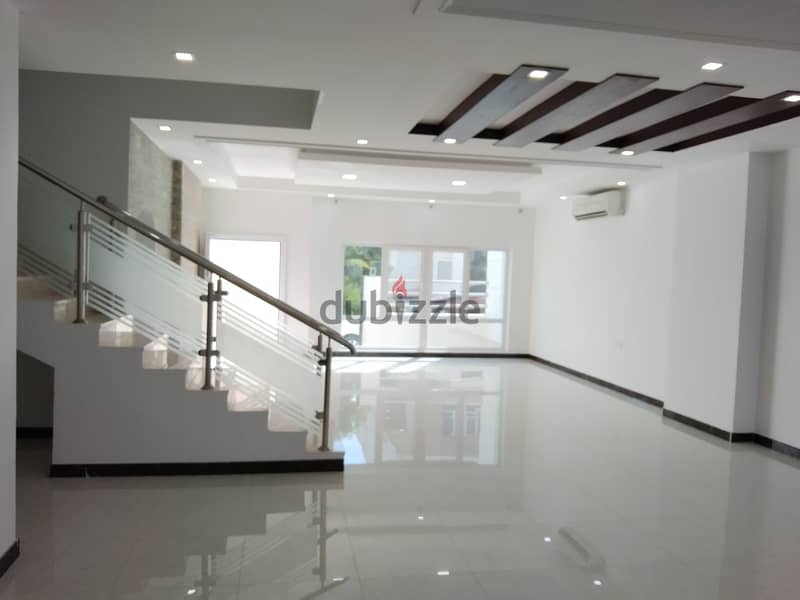 4AK5-Modern style 5bhk villa for rent in Ansab Heights. فيلا مكونة من 11
