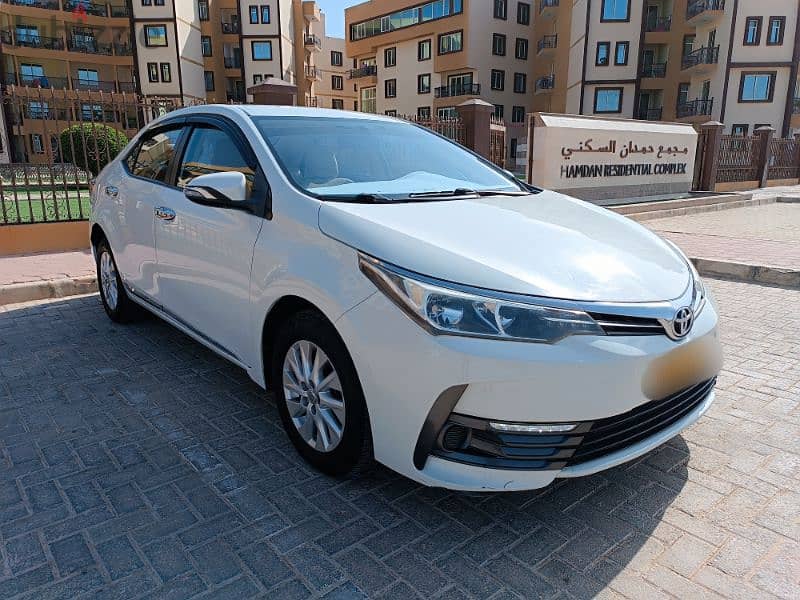 Toyota Corolla 2017  GCC 2.0cc 
تويوتا كورولا 2017 خليجي وكاله عمان 1