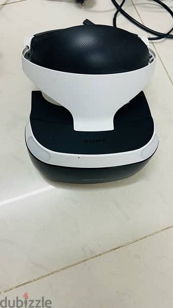 Sony PSVR with camera and motion controller stick 2