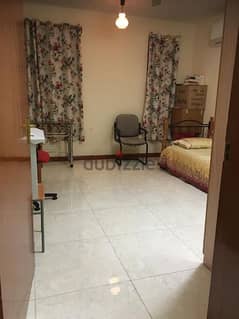 big furnished room for exe. working lady(Keralite)near kmtrading