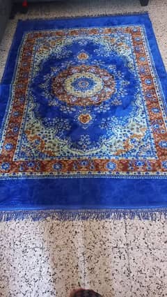 Blue carpet in good condition 0