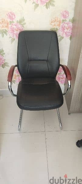 5 pieces chair per piece chair 5 Riyal 3