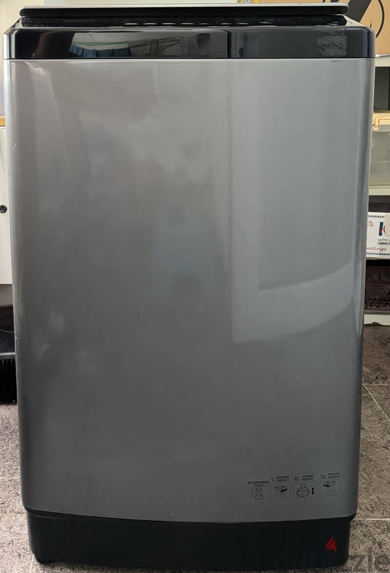 Hisense 13 kg Top Loading washing machine 1