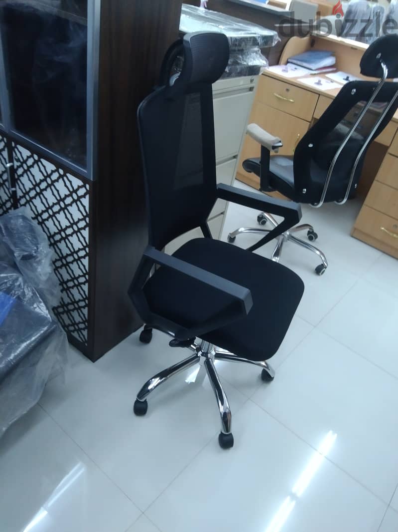 office chaer tabel availible 10