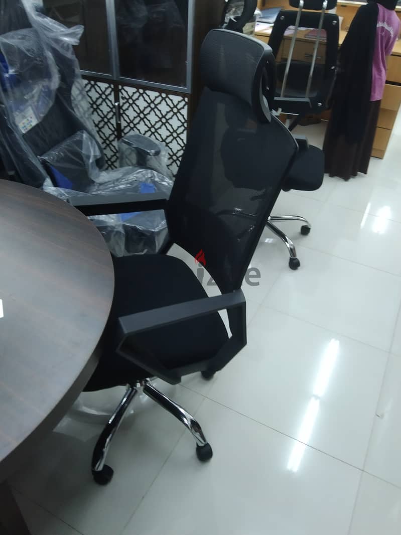 office chaer tabel availible 11